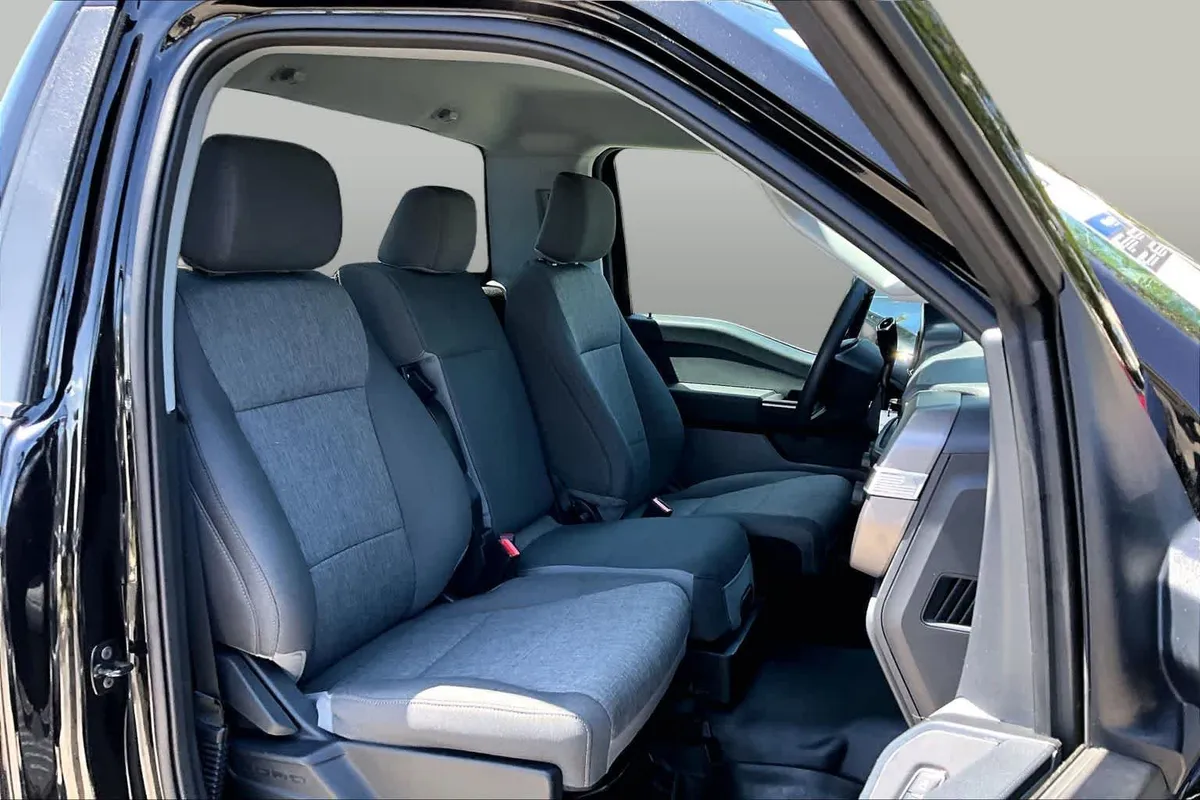 2024 Ford F-150 XL thumbnail 9