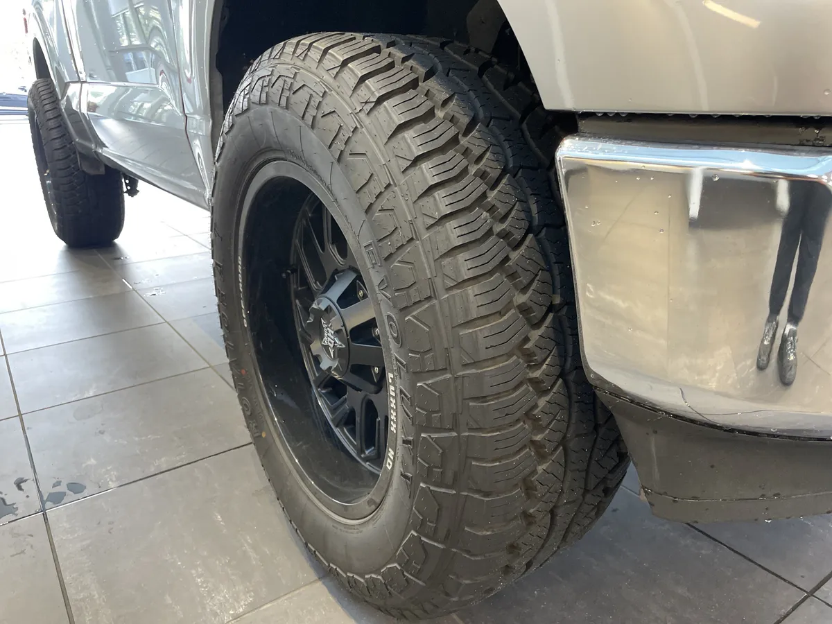 2024 Ford F-150 XL thumbnail 12