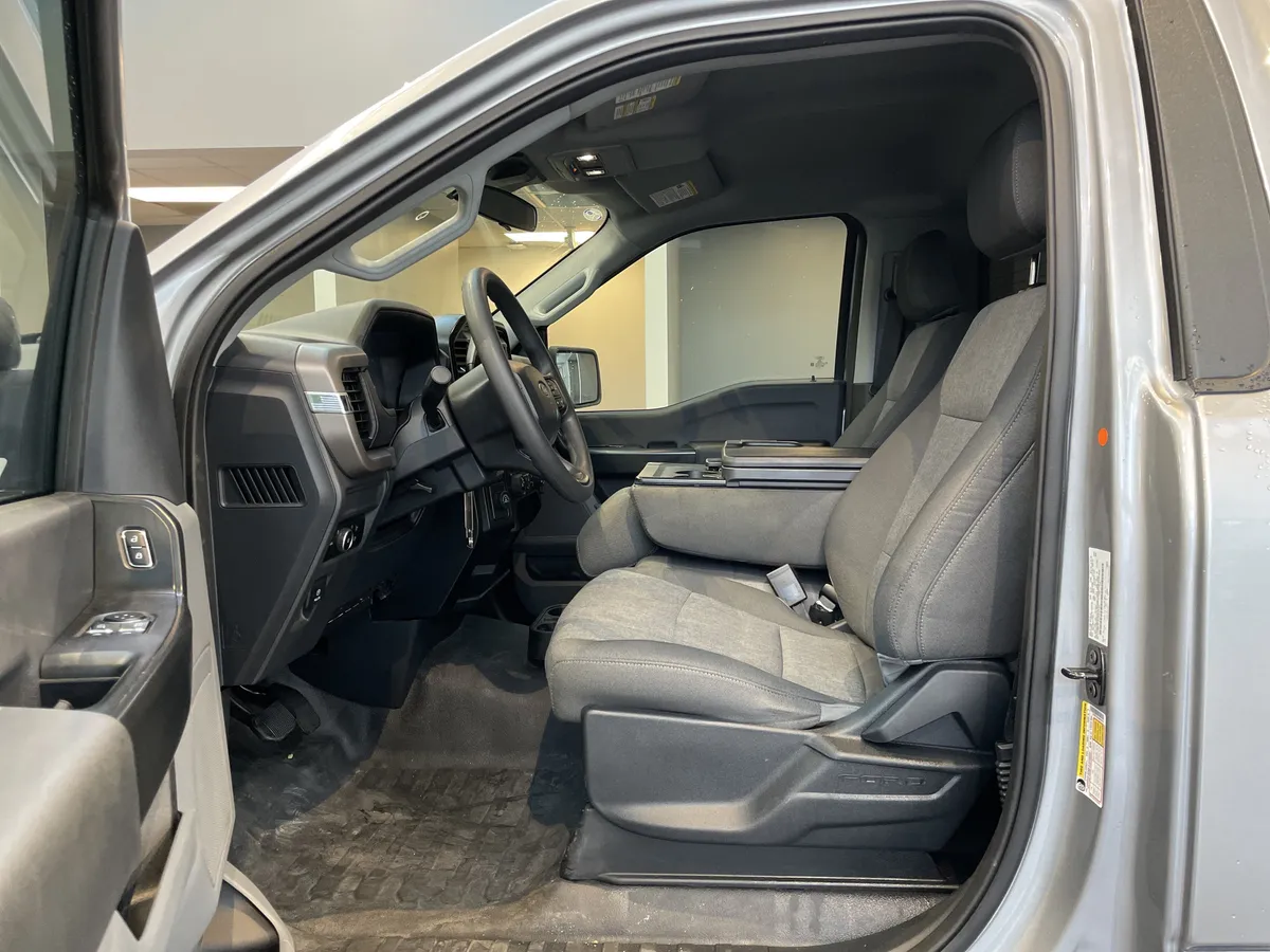 2024 Ford F-150 XL thumbnail 15