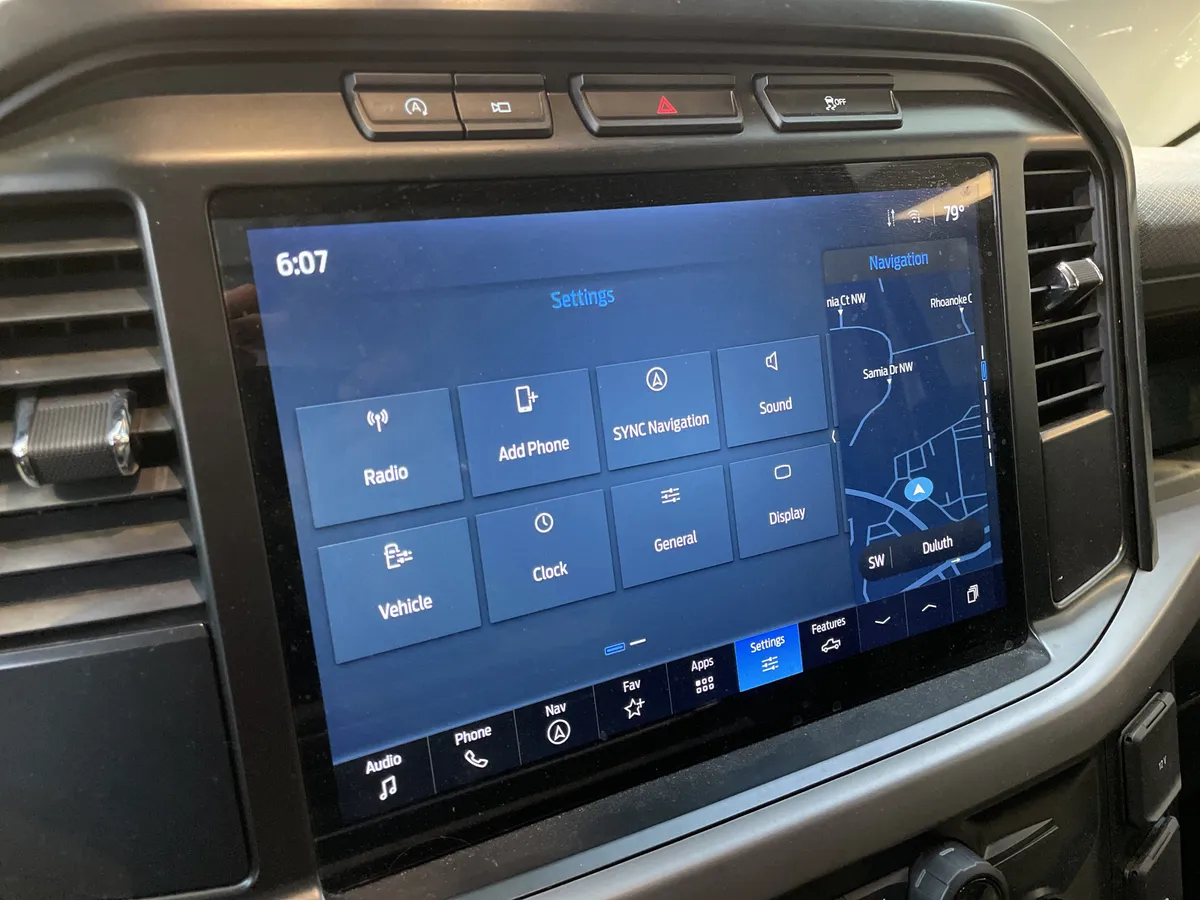 2024 Ford F-150 XL thumbnail 24