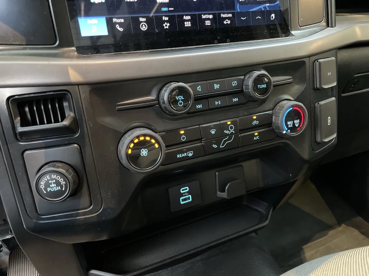2024 Ford F-150 XL thumbnail 28