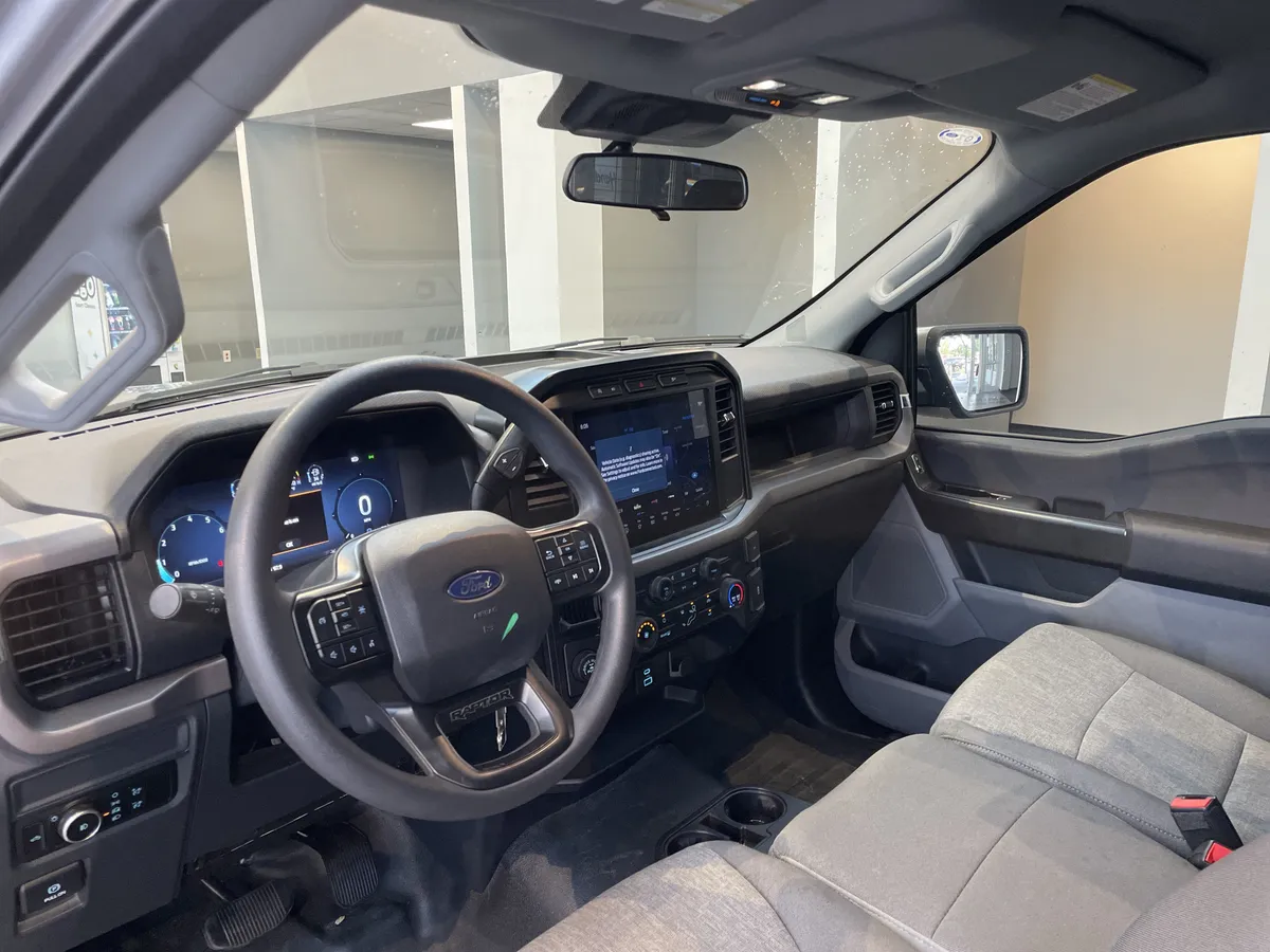 2024 Ford F-150 XL thumbnail 31
