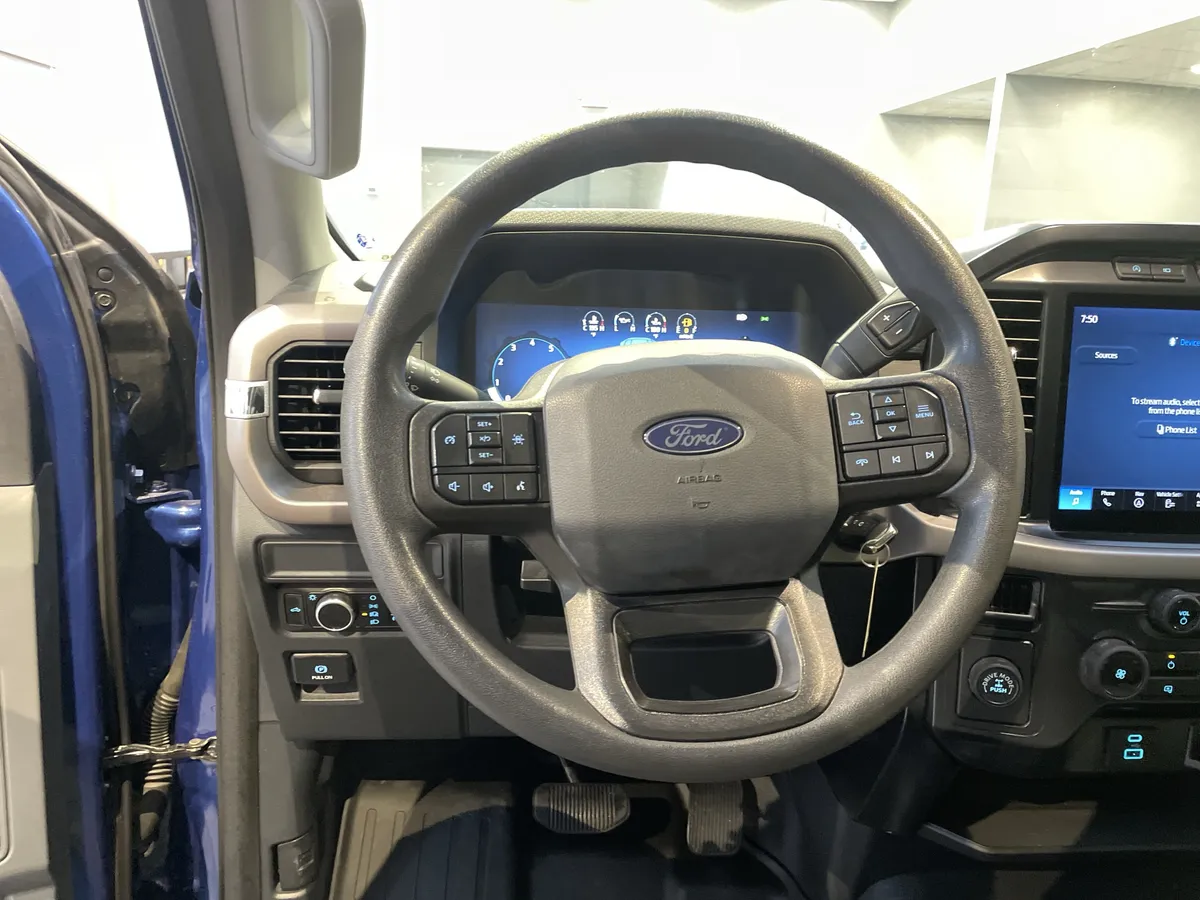 2024 Ford F-150 XL thumbnail 18