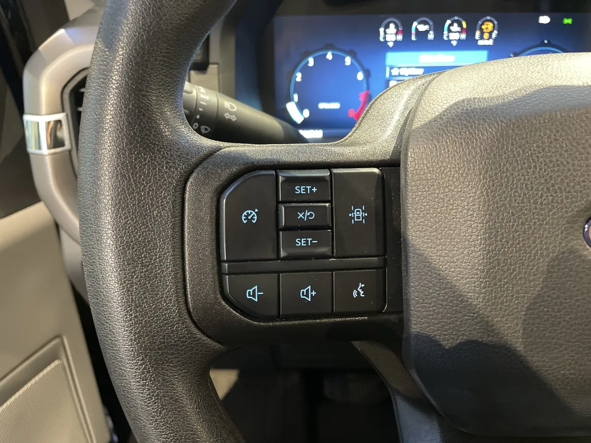 2024 Ford F-150 XL thumbnail 19