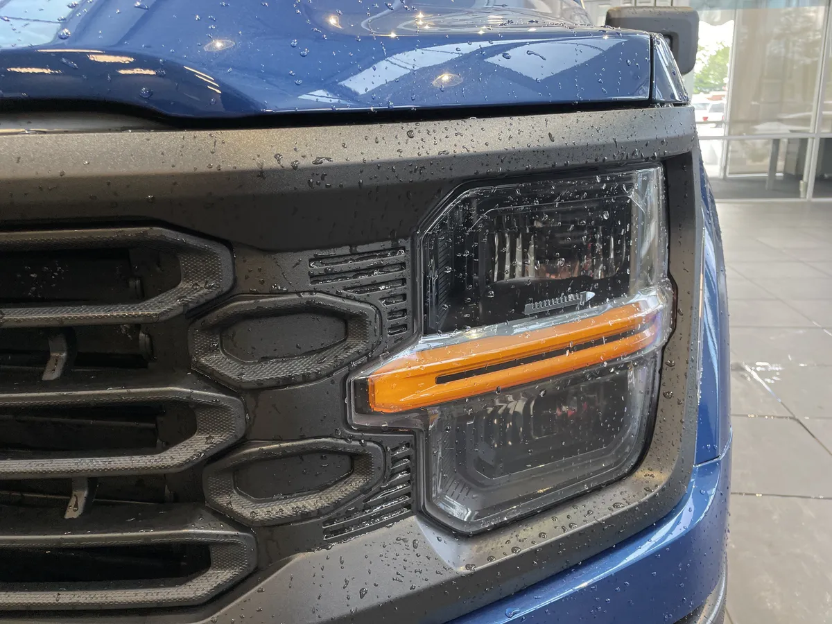 2024 Ford F-150 XL thumbnail 4