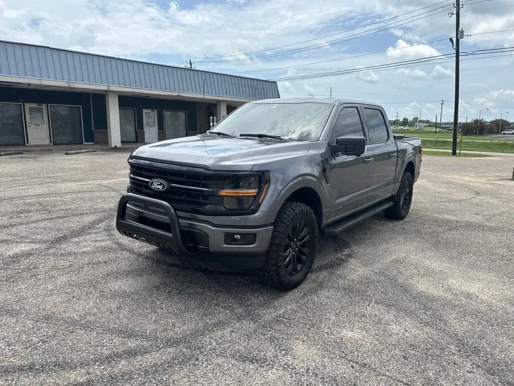 2024 Ford F-150 XLT thumbnail 6
