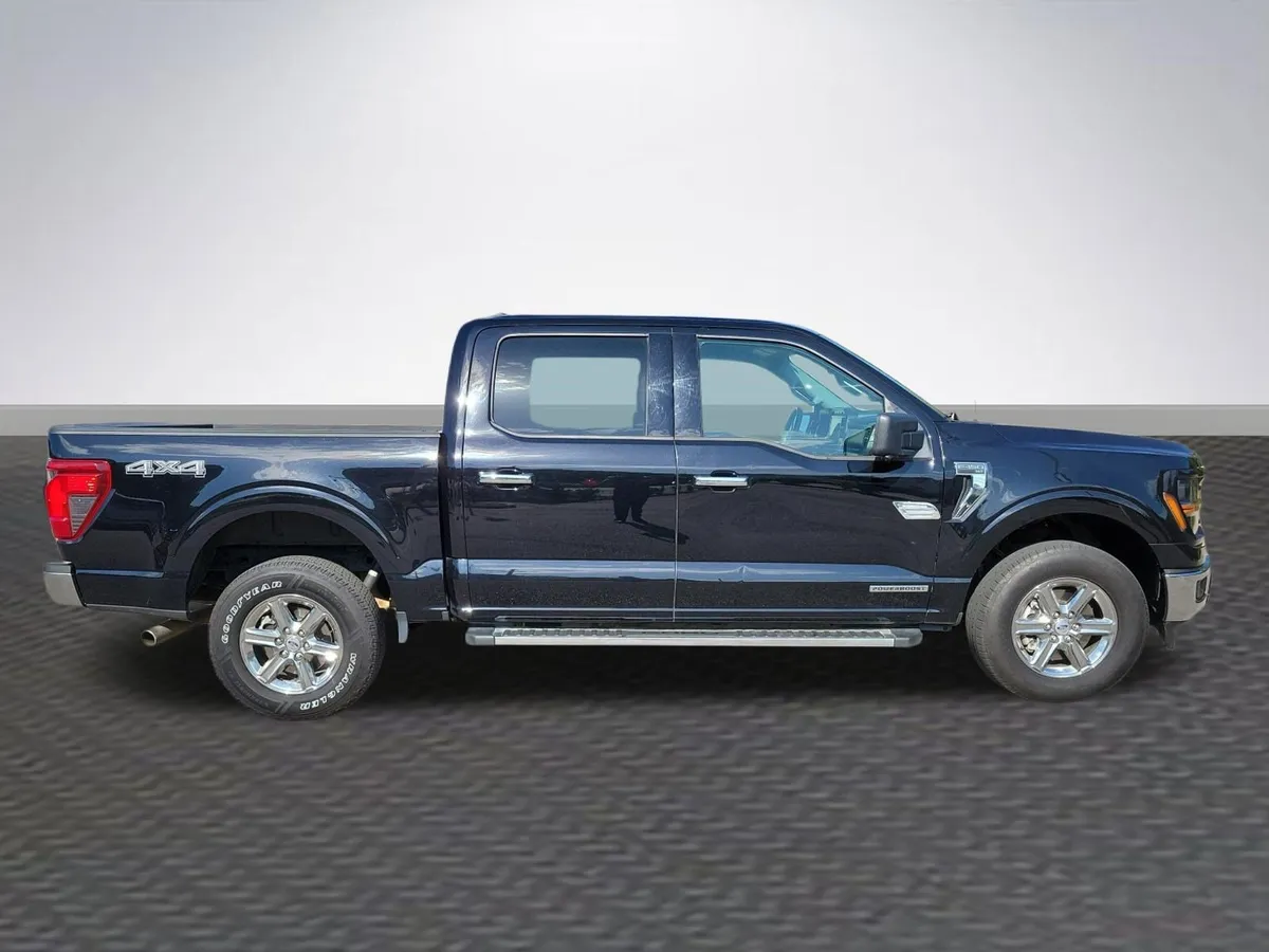2024 Ford F-150 XLT thumbnail 4