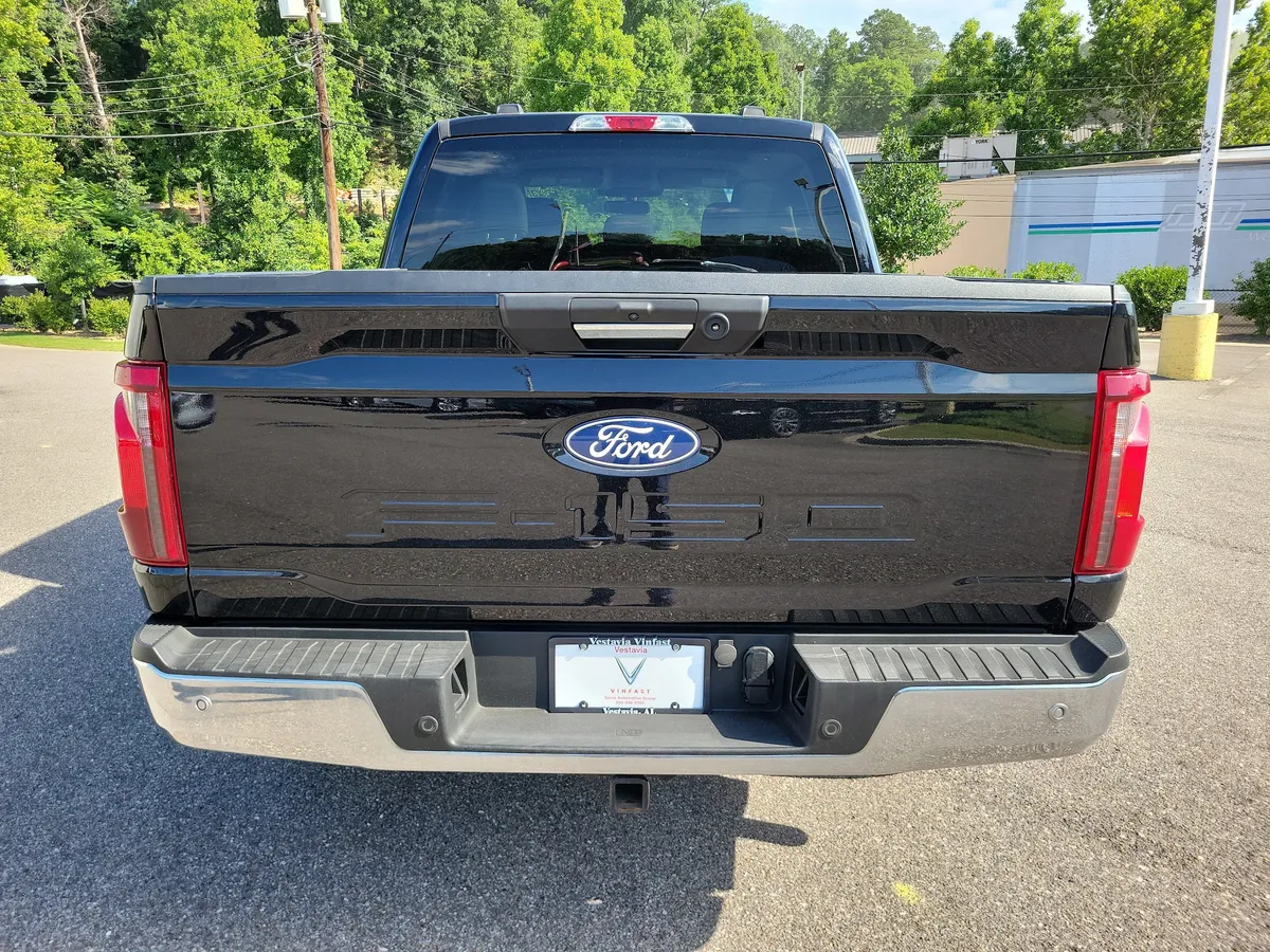 2024 Ford F-150 XLT thumbnail 6