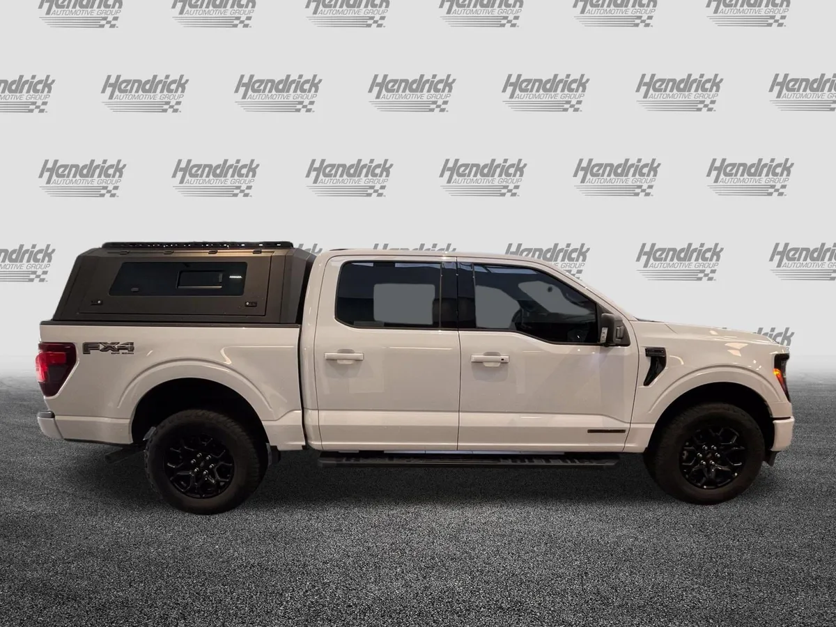 2024 Ford F-150 XLT thumbnail 10