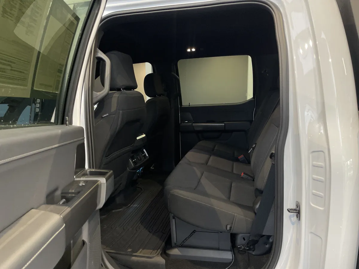 2024 Ford F-150 XLT thumbnail 36