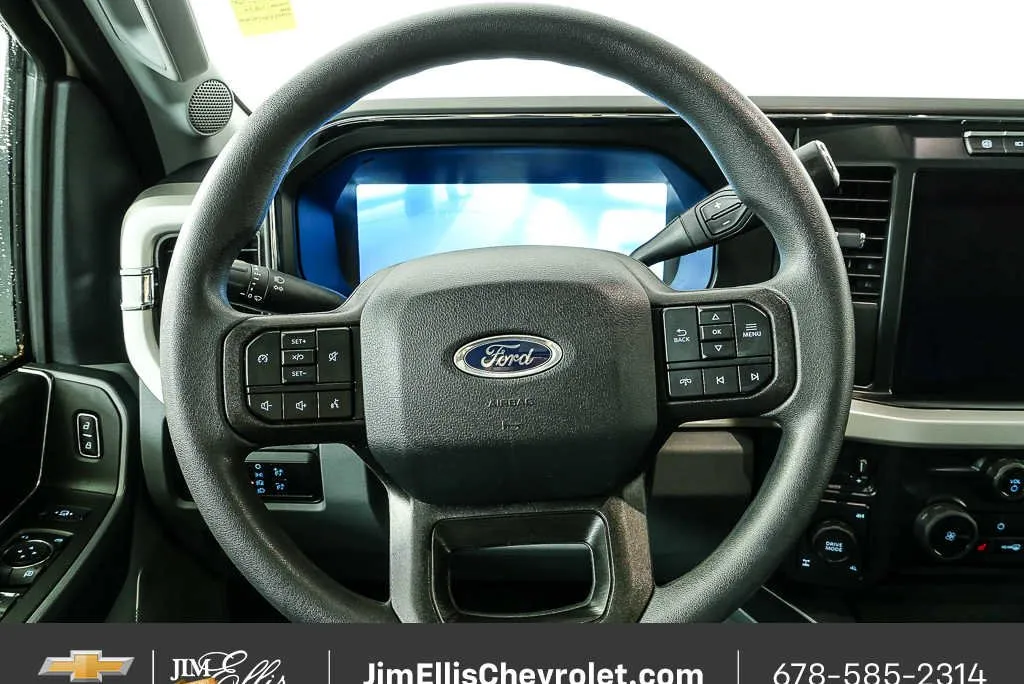 2024 Ford F-250 XLT thumbnail 10