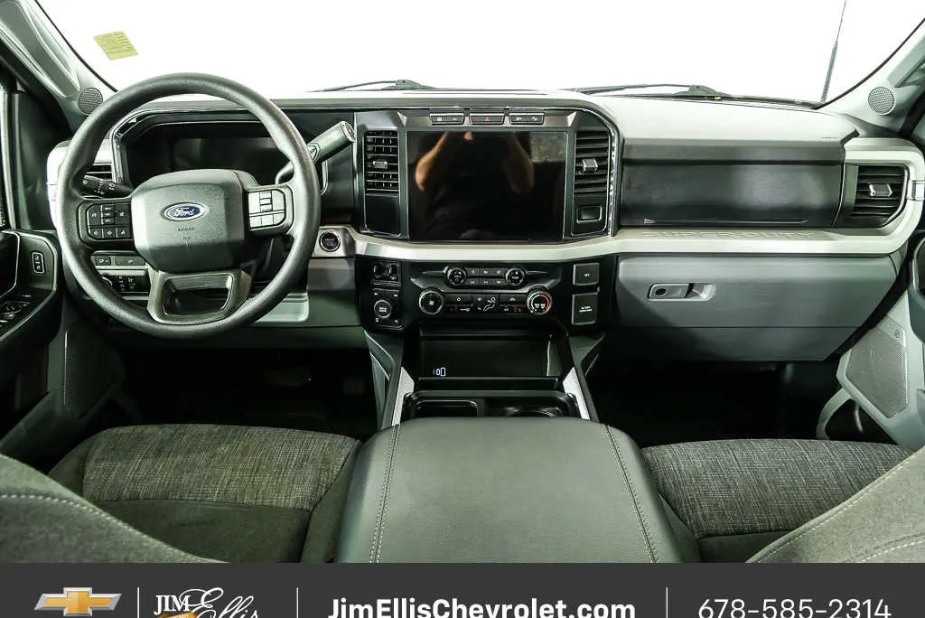 2024 Ford F-250 XLT thumbnail 19