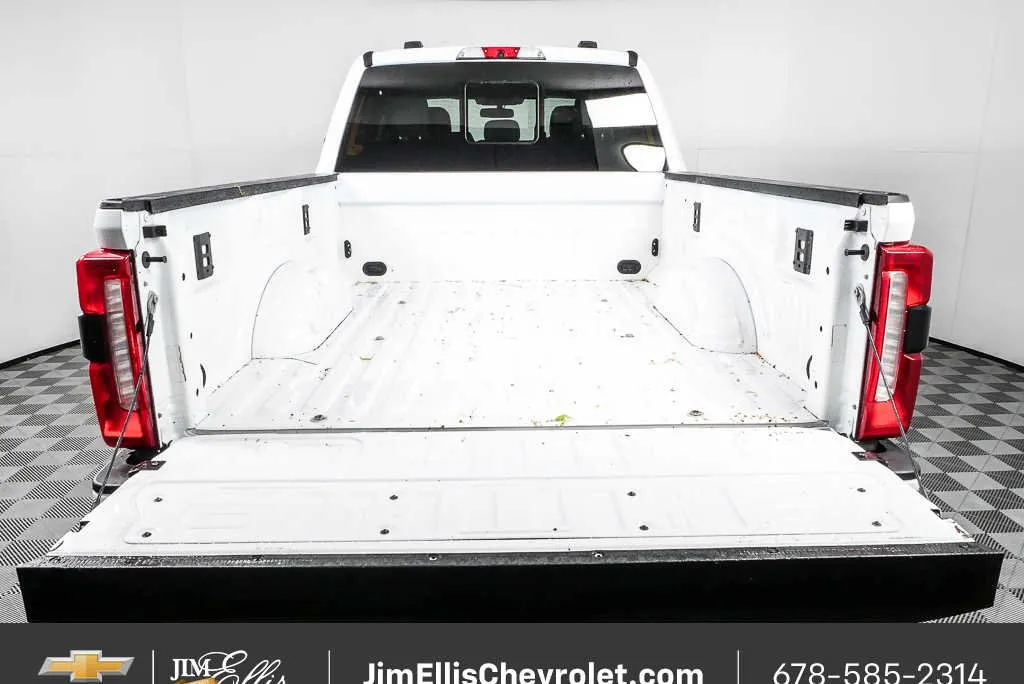 2024 Ford F-250 XLT thumbnail 30
