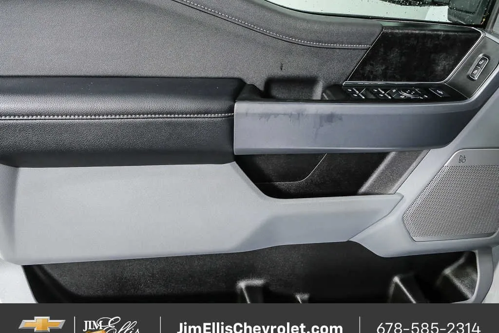 2024 Ford F-250 XLT thumbnail 6