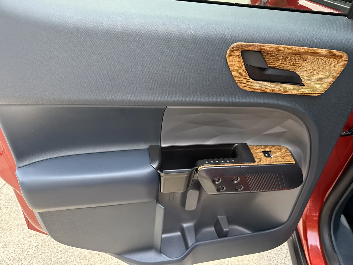 2024 Ford Maverick LARIAT thumbnail 20