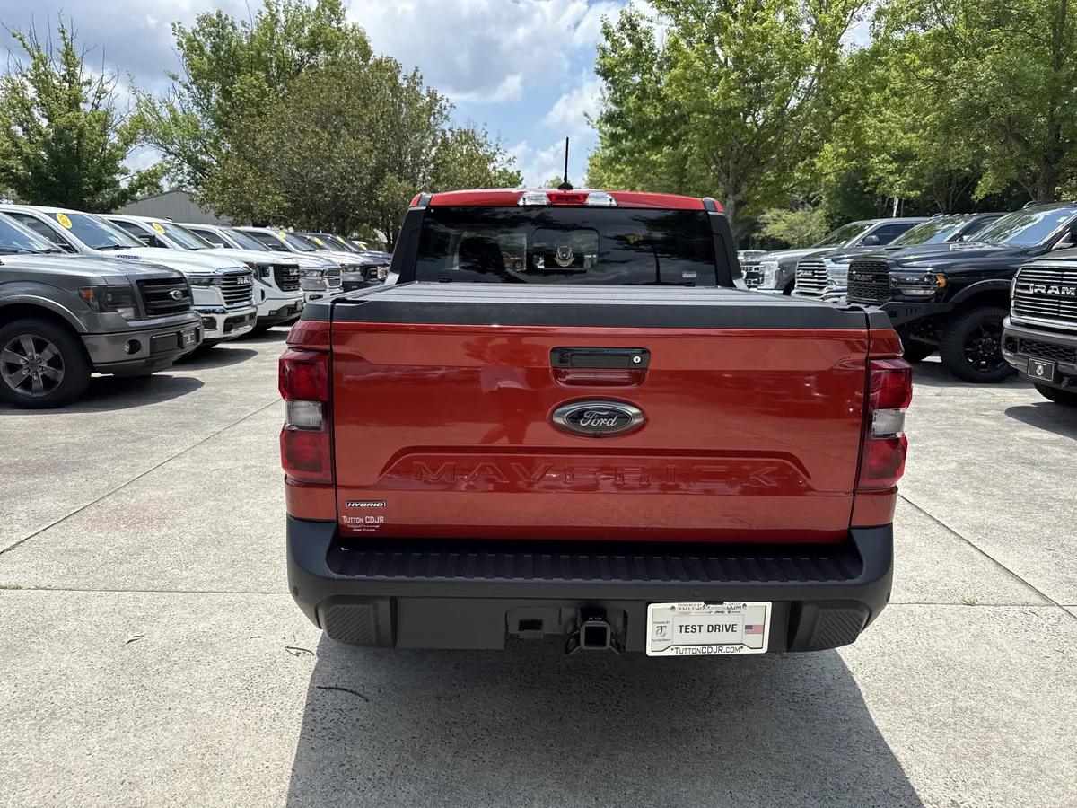 2024 Ford Maverick LARIAT thumbnail 6