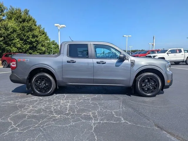 2024 Ford Maverick XLT thumbnail 9