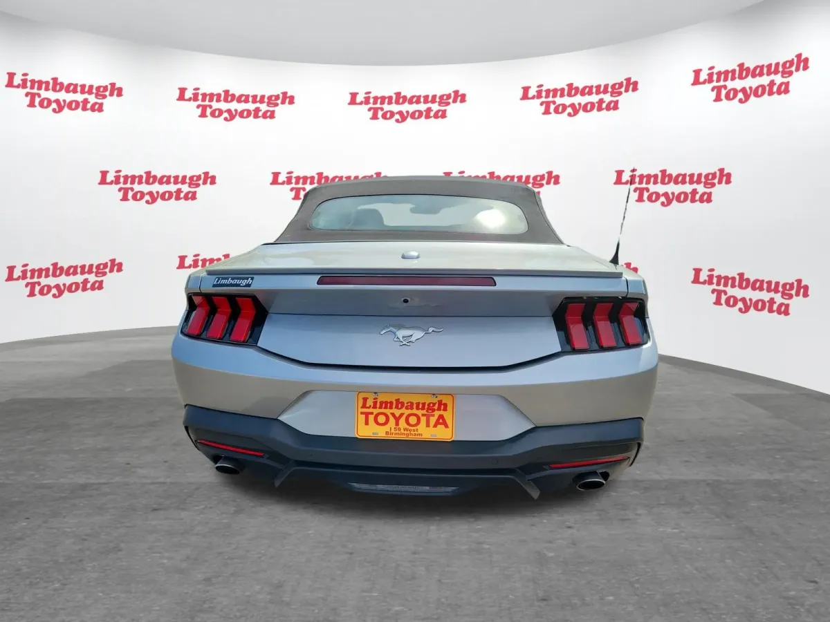 2024 Ford Mustang EcoBoost Premium thumbnail 23