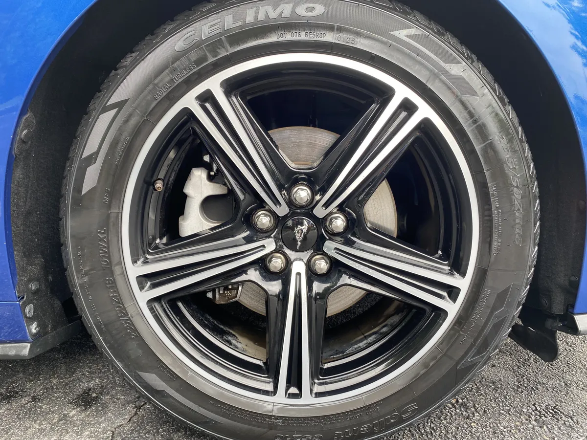 2024 Ford Mustang EcoBoost Premium thumbnail 11
