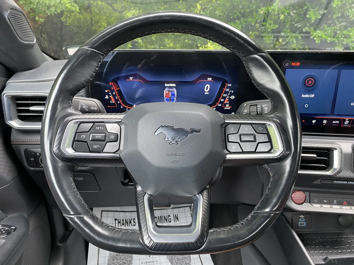 2024 Ford Mustang EcoBoost Premium thumbnail 17