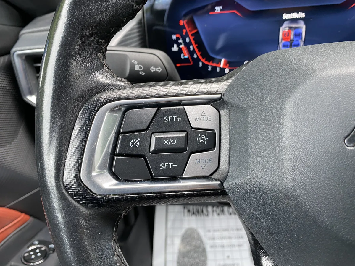 2024 Ford Mustang EcoBoost Premium thumbnail 18