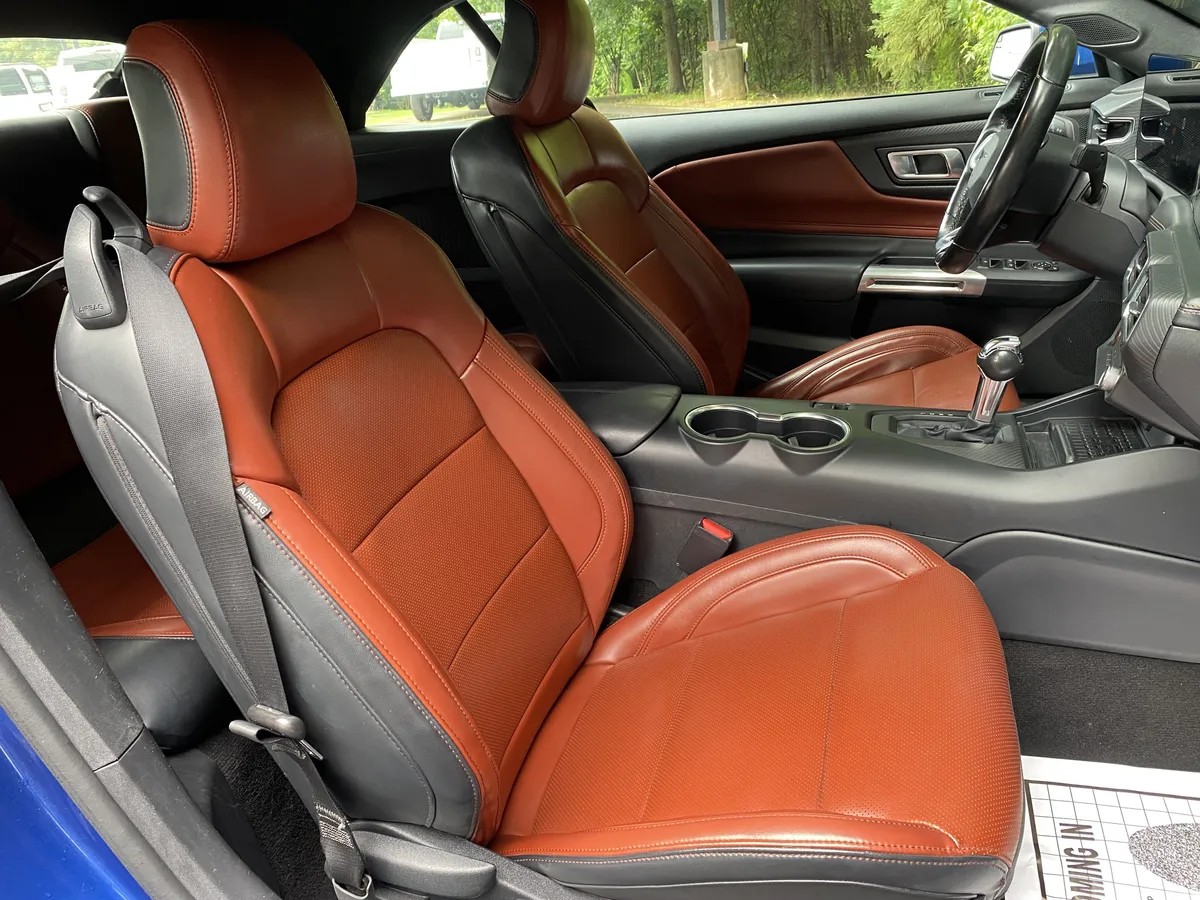 2024 Ford Mustang EcoBoost Premium thumbnail 33