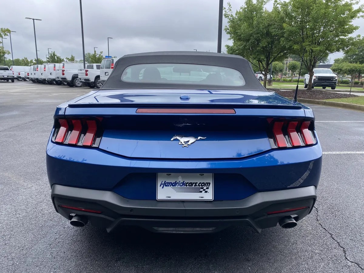 2024 Ford Mustang EcoBoost Premium thumbnail 7