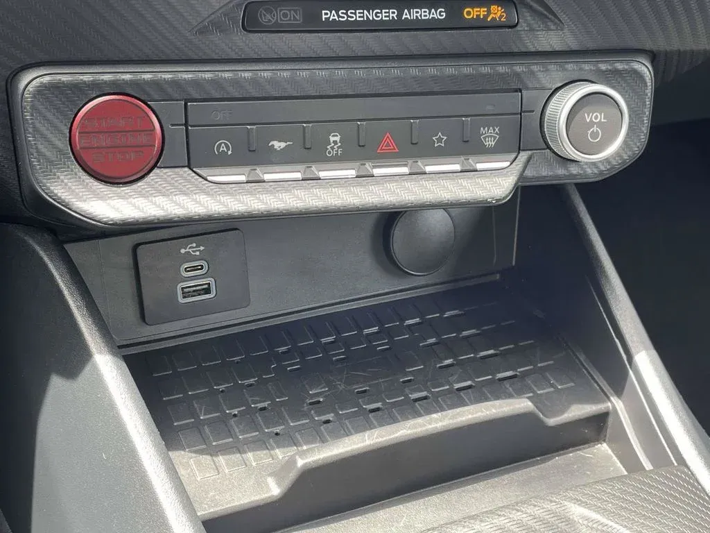 2024 Ford Mustang GT Premium thumbnail 18