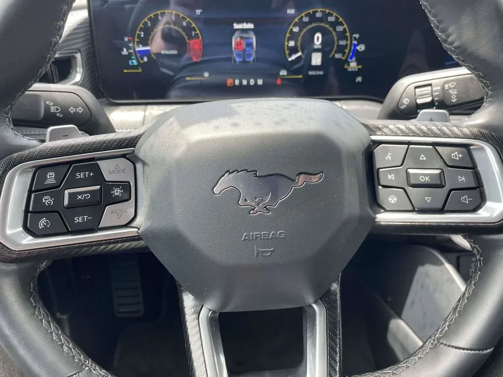 2024 Ford Mustang GT Premium thumbnail 23