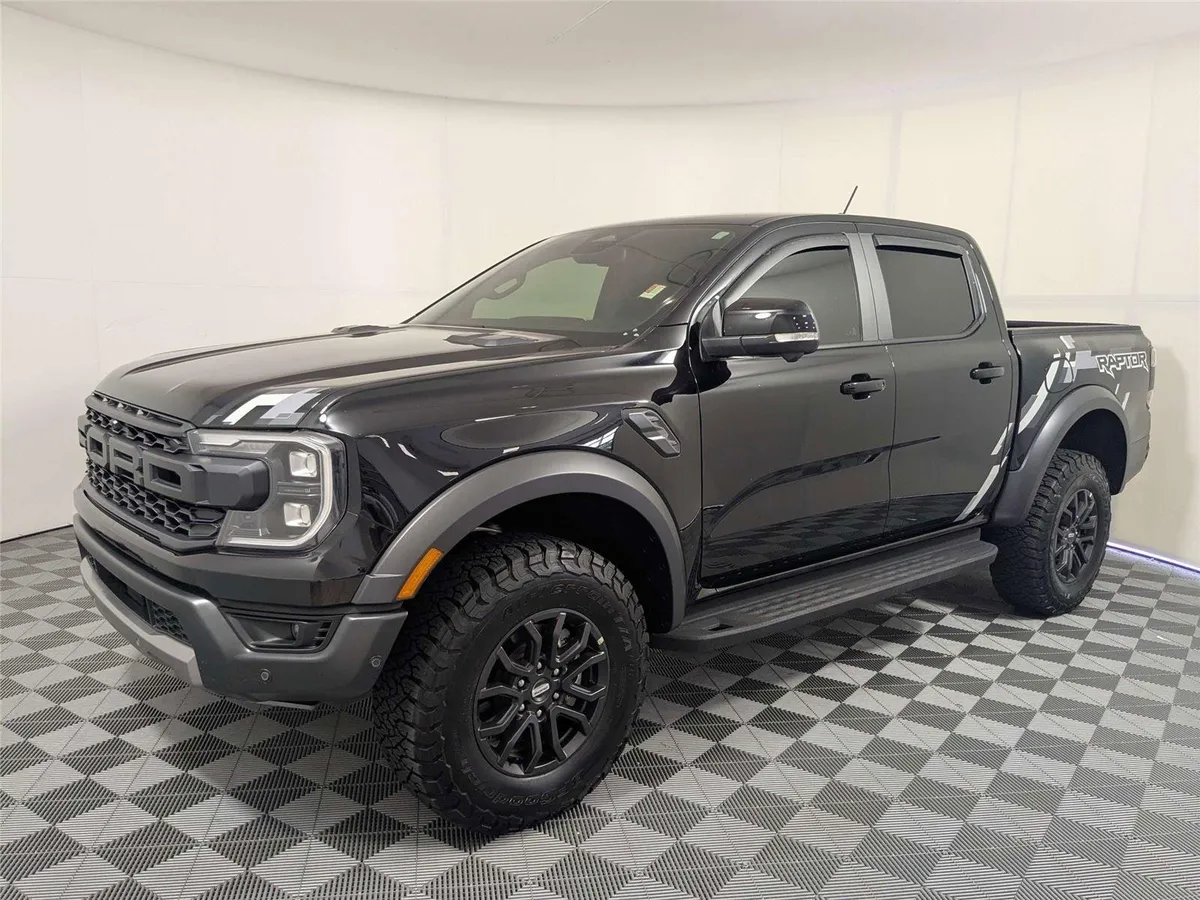 2024 Ford Ranger Raptor thumbnail 2