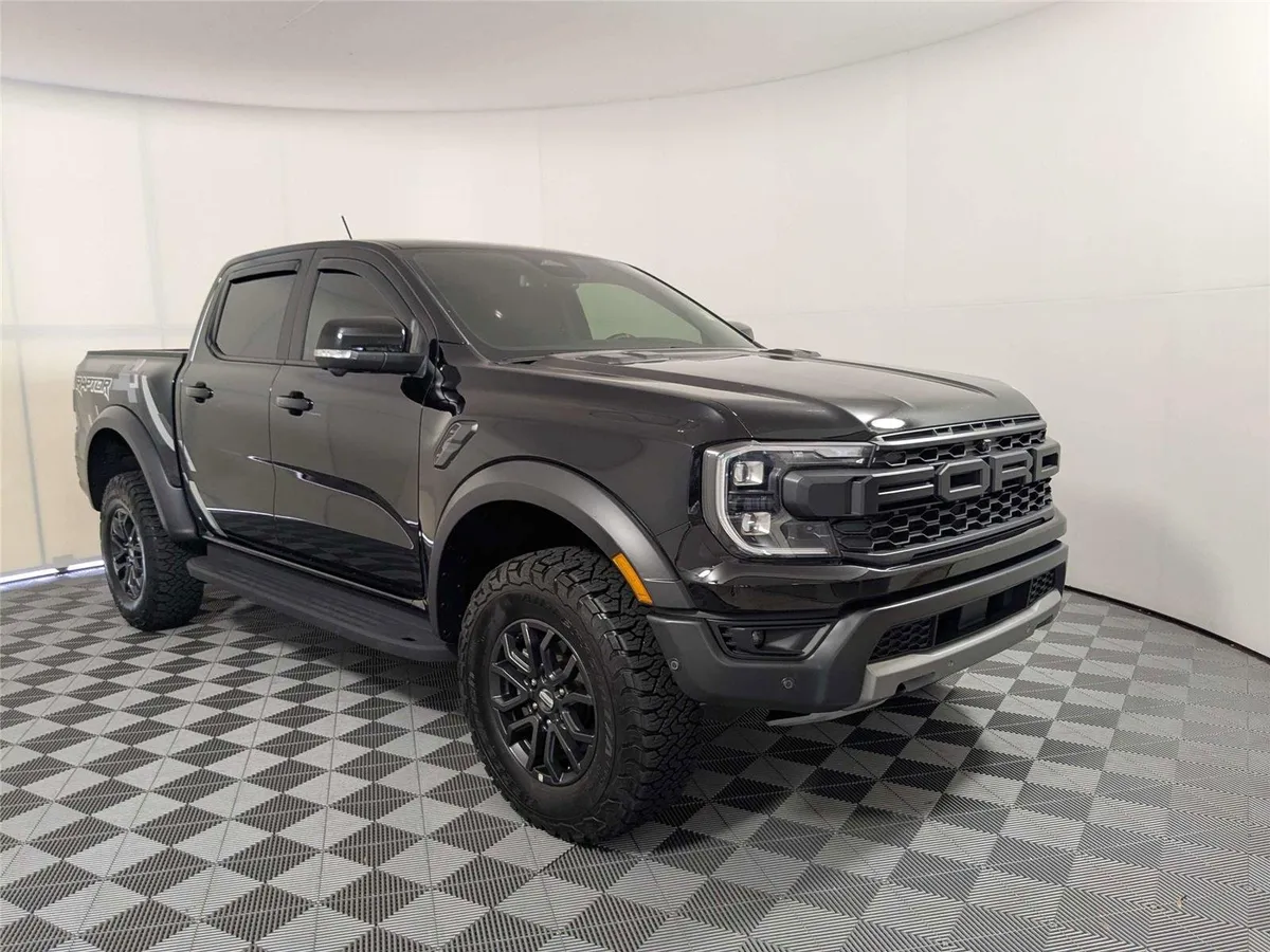 2024 Ford Ranger Raptor thumbnail 3