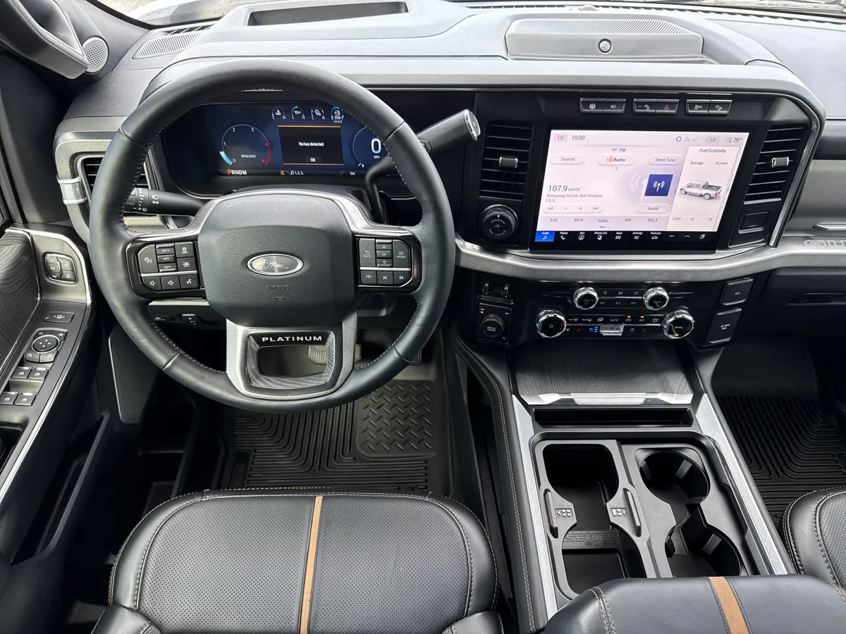 2024 Ford Super Duty F-350 DRW Platinum thumbnail 21