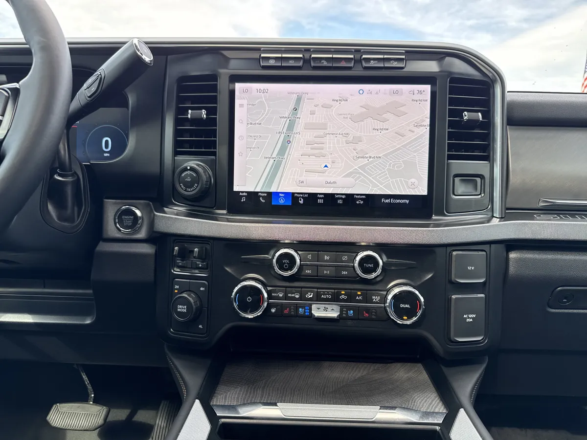 2024 Ford Super Duty F-350 DRW Platinum thumbnail 30