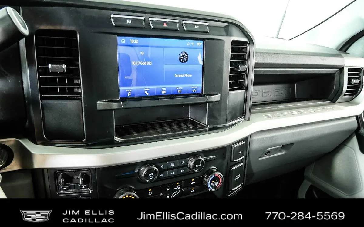 2024 Ford Super Duty F-350 DRW XL thumbnail 12