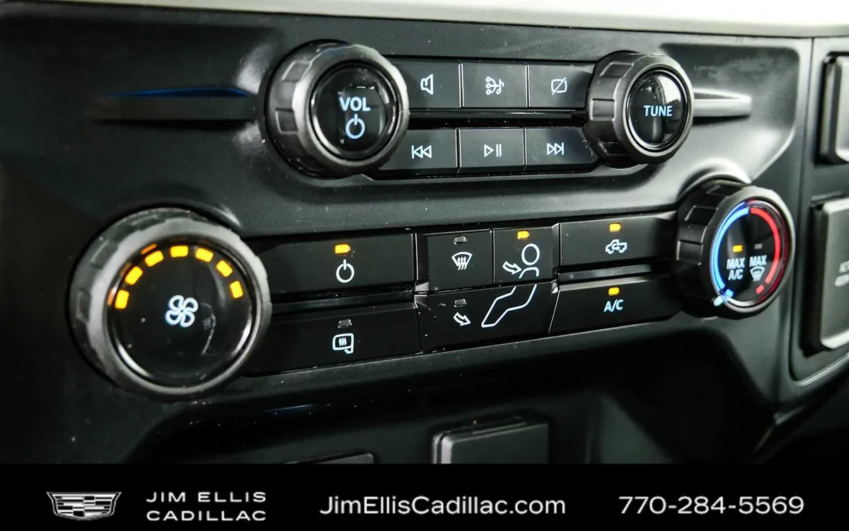 2024 Ford Super Duty F-350 DRW XL thumbnail 15