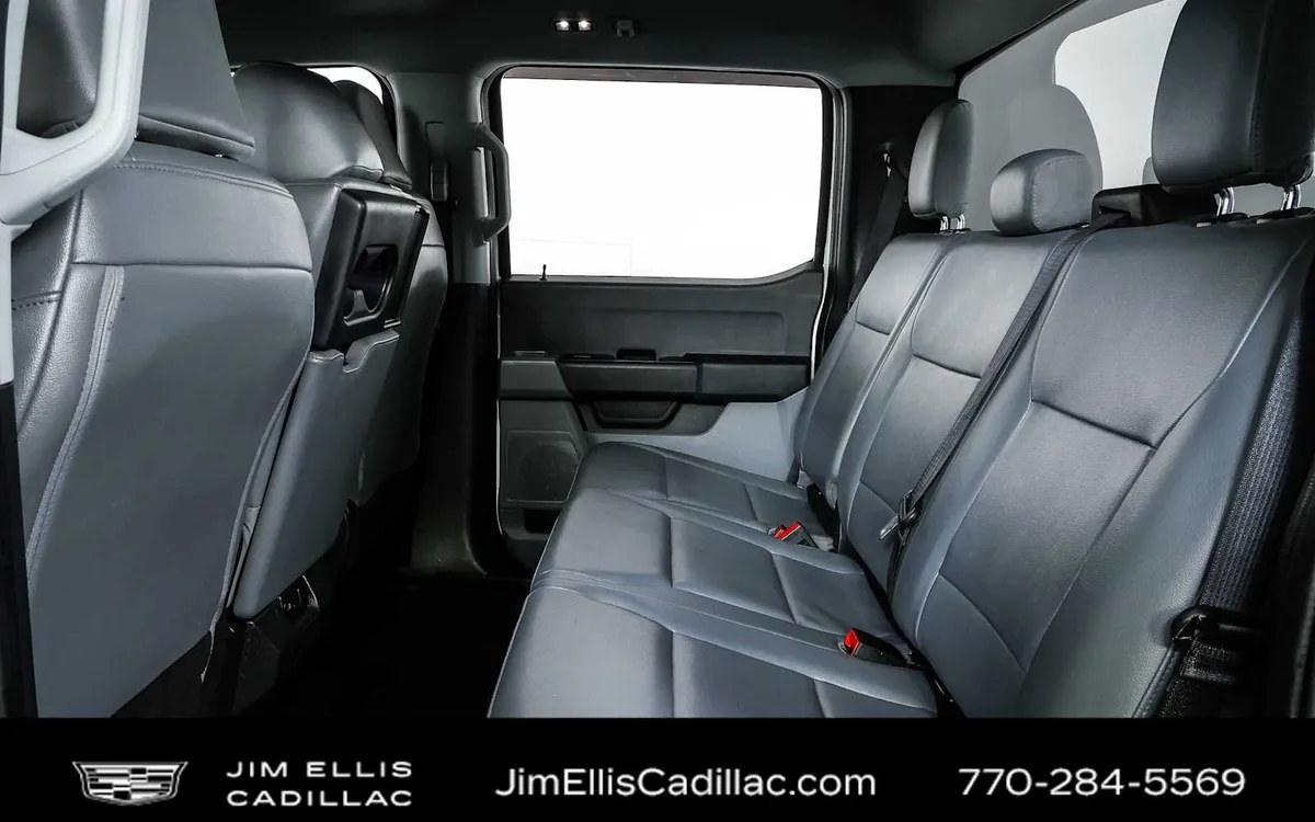 2024 Ford Super Duty F-350 DRW XL thumbnail 16