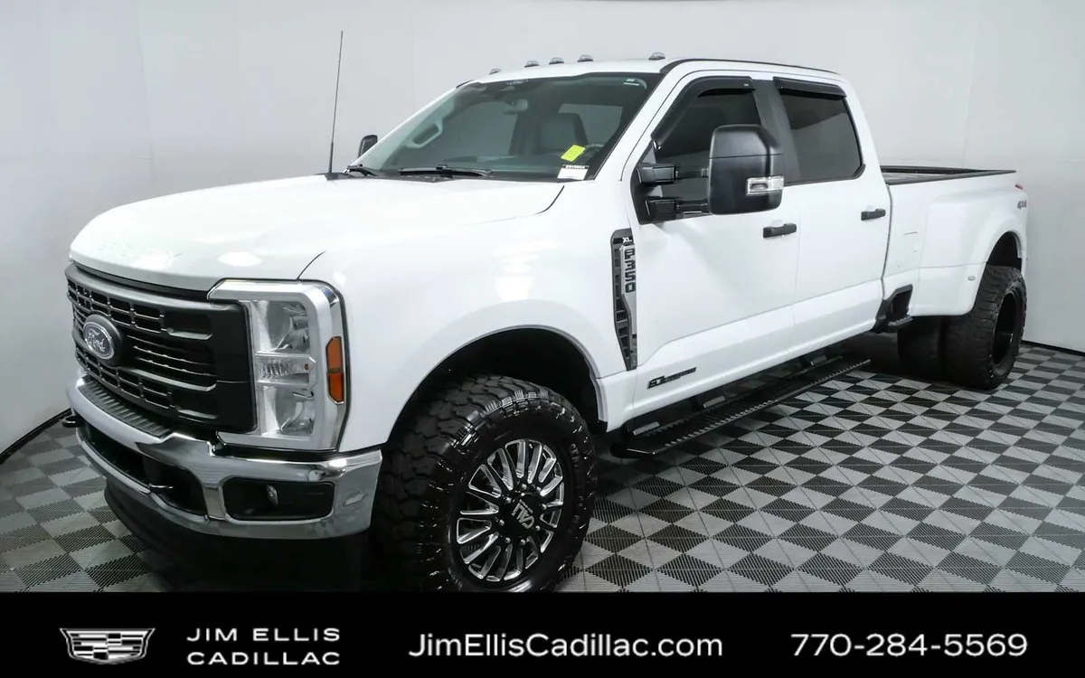 2024 Ford Super Duty F-350 DRW XL thumbnail 22