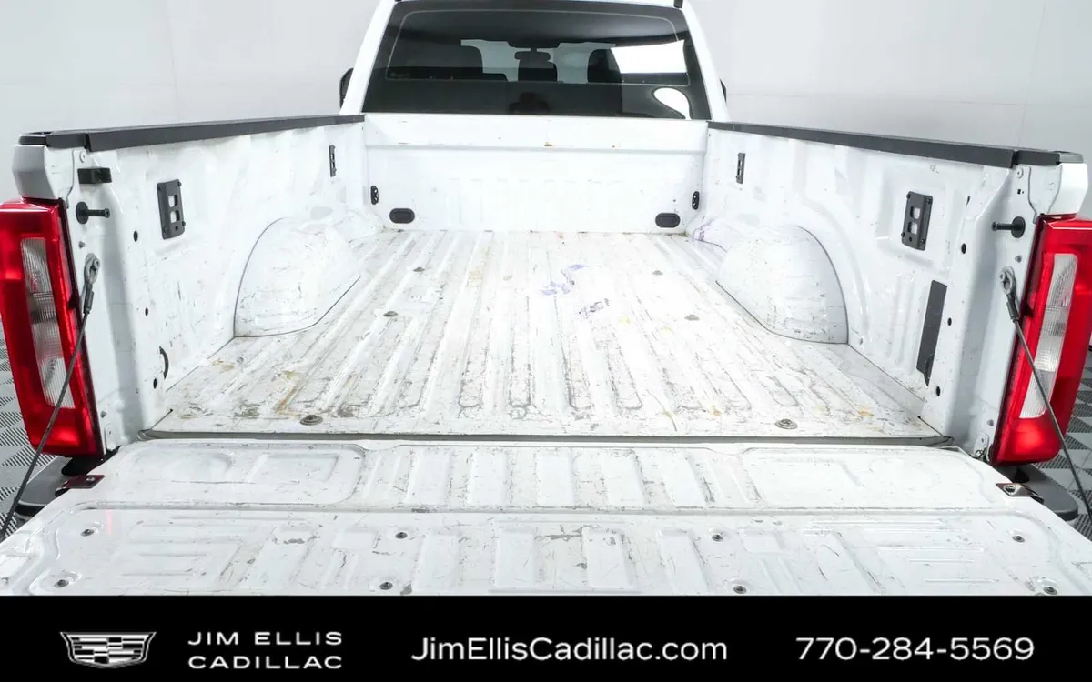 2024 Ford Super Duty F-350 DRW XL thumbnail 27