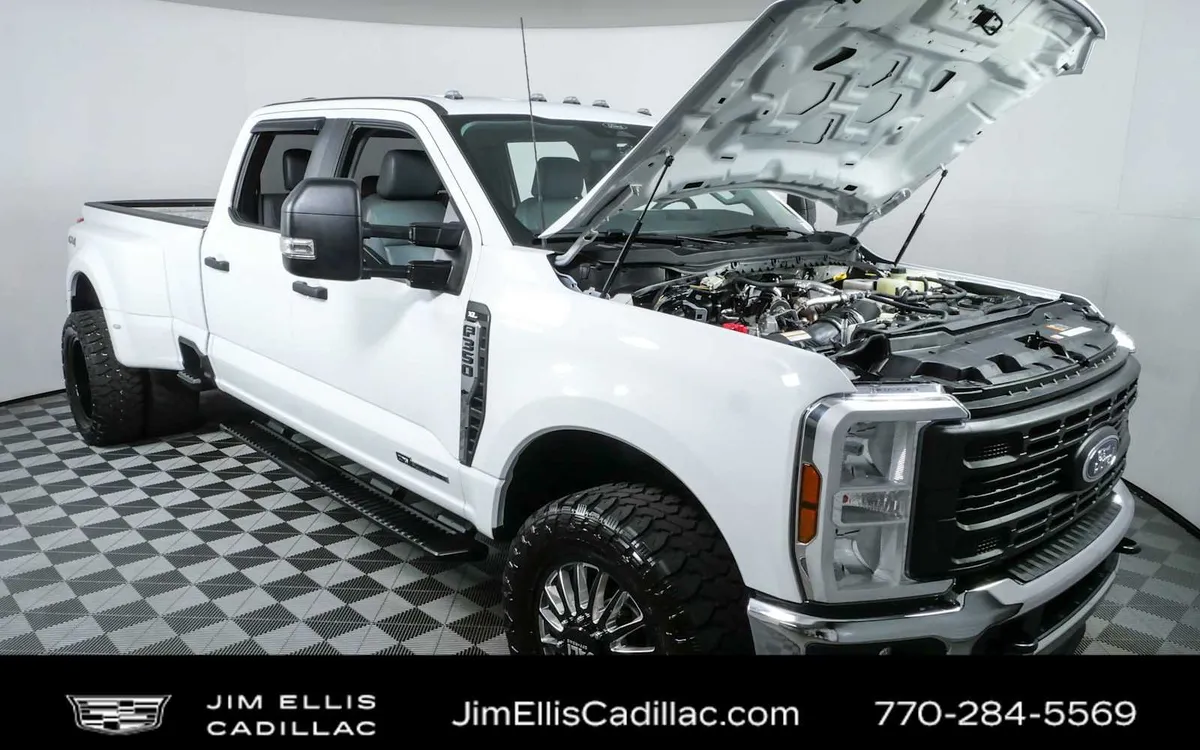 2024 Ford Super Duty F-350 DRW XL thumbnail 28