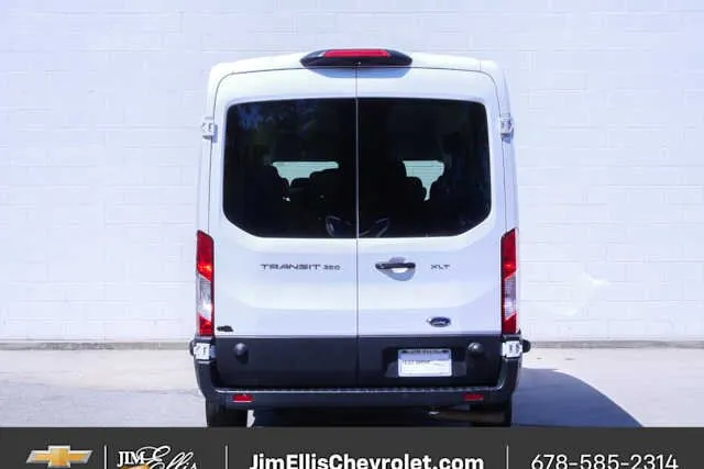 2024 Ford Transit Passenger Wagon XL thumbnail 3