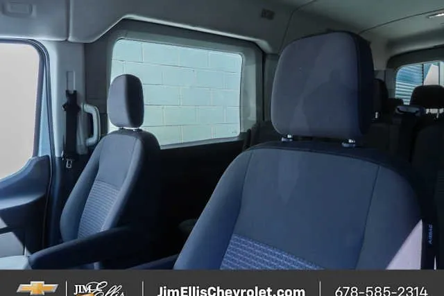 2024 Ford Transit Passenger Wagon XL thumbnail 7