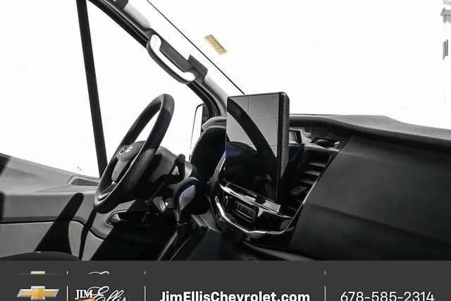 2024 Ford Transit Passenger XLT thumbnail 25