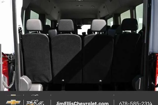 2024 Ford Transit Passenger XLT thumbnail 26