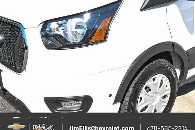 2024 Ford Transit Passenger XLT thumbnail 30
