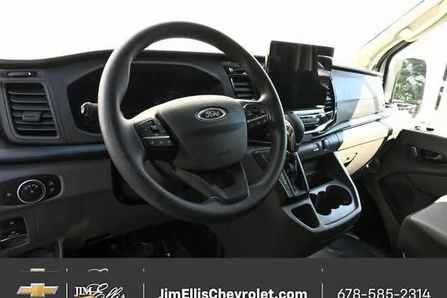 2024 Ford Transit Passenger XLT thumbnail 5