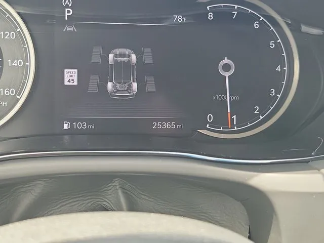 2024 Genesis GV70 thumbnail 18