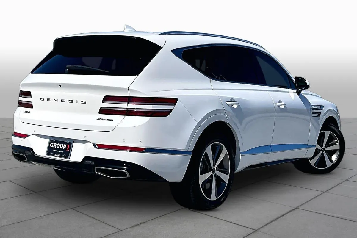 2024 Genesis GV80 thumbnail 13