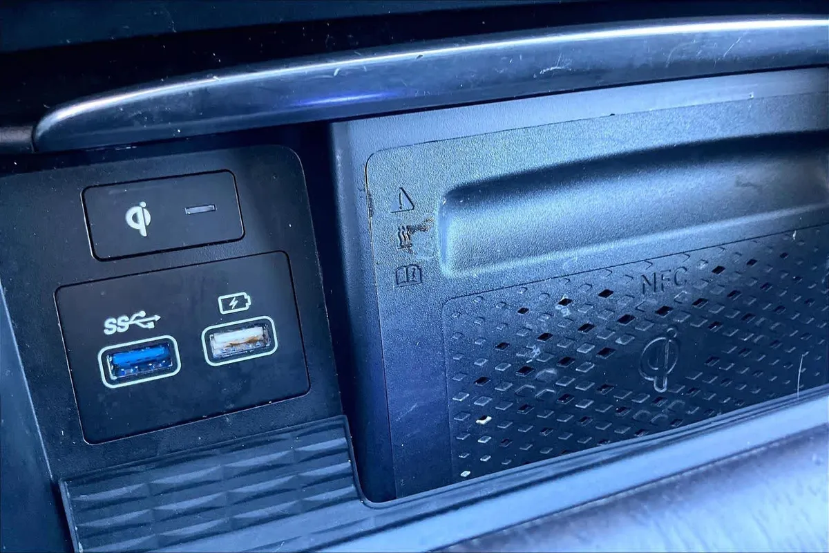 2024 Genesis GV80 thumbnail 36