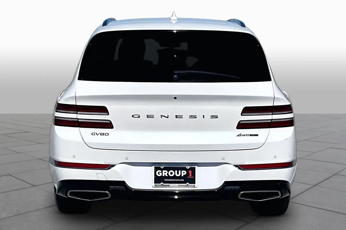 2024 Genesis GV80 thumbnail 5