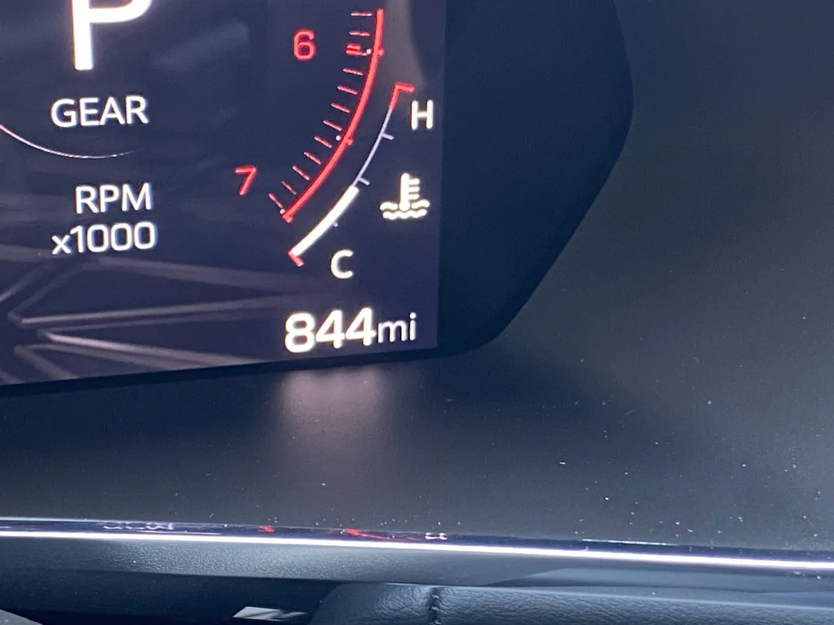 2024 GMC Canyon 4WD Elevation thumbnail 21